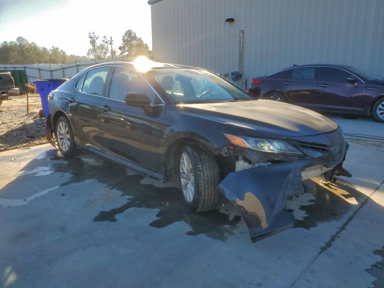 2020 TOYOTA CAMRY LE photo 4