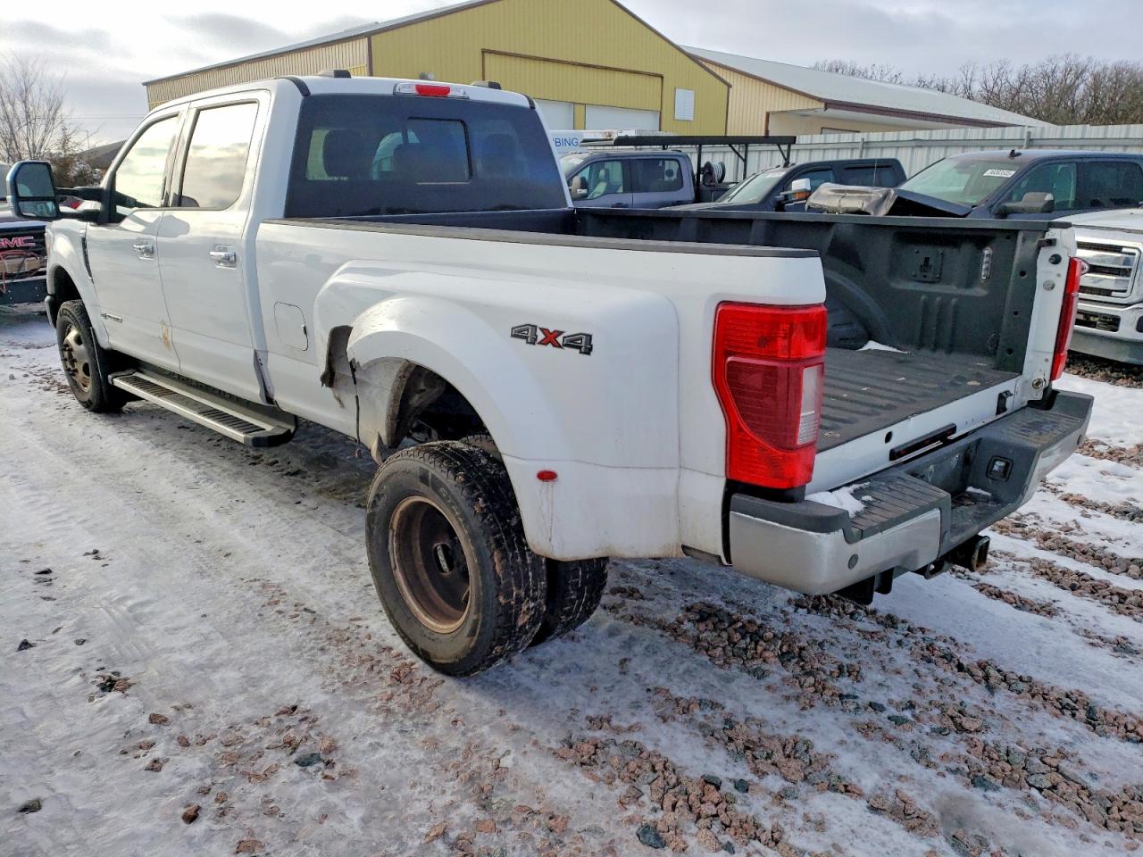 2022 FORD F350 SUPER DUTY photo 2