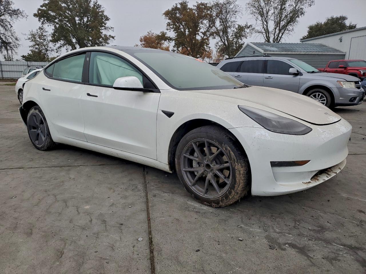 2023 TESLA MODEL 3 photo 4