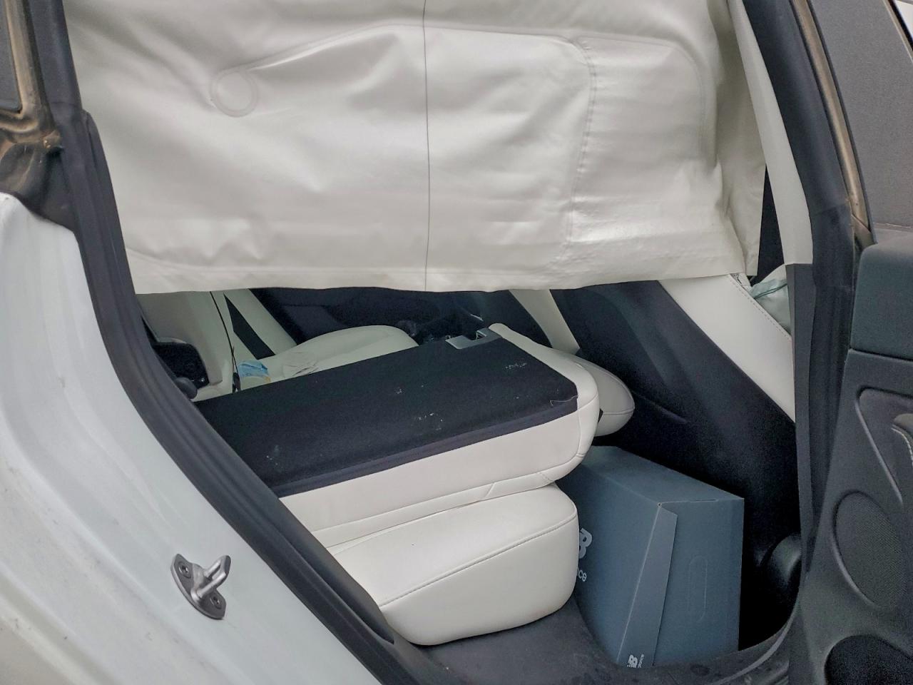 2023 TESLA MODEL 3 photo 10