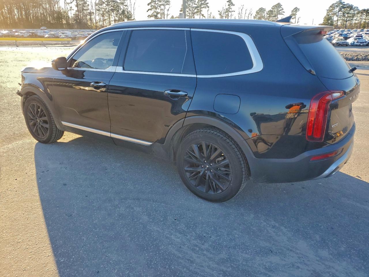 2021 KIA TELLURIDE SX photo 2