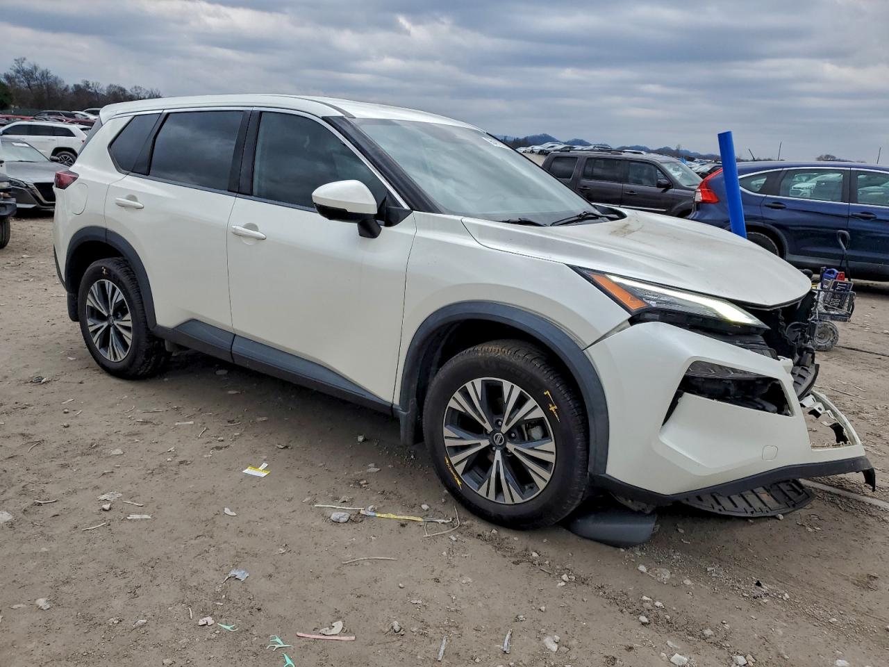 2021 NISSAN ROGUE SV photo 4