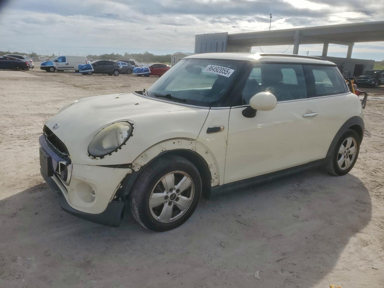 2016 MINI COOPER