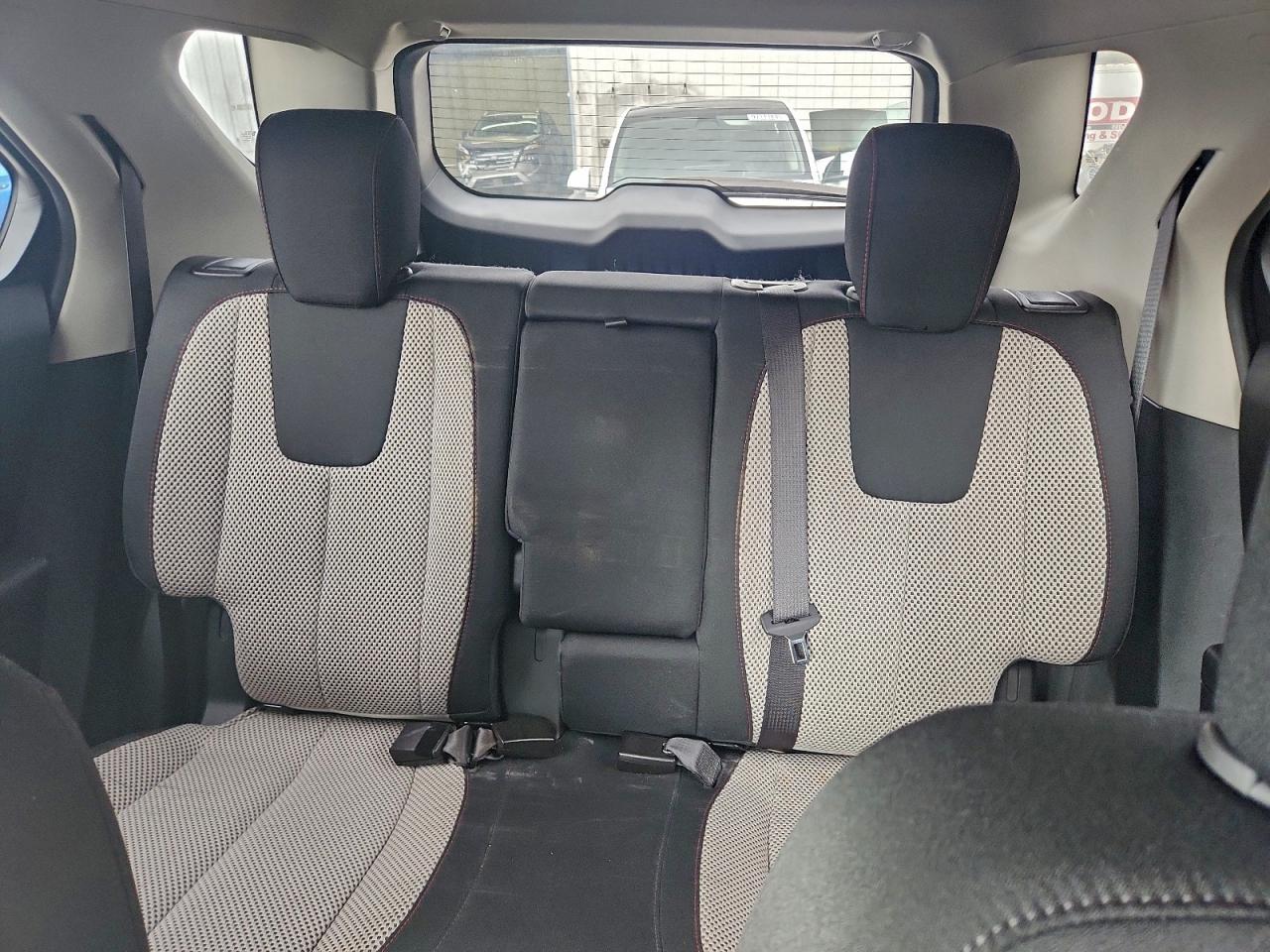 2017 CHEVROLET EQUINOX LT photo 10