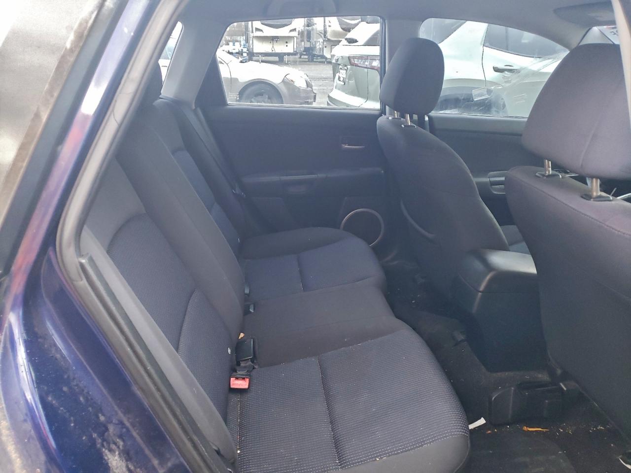 2005 MAZDA 3 HATCHBACK photo 10
