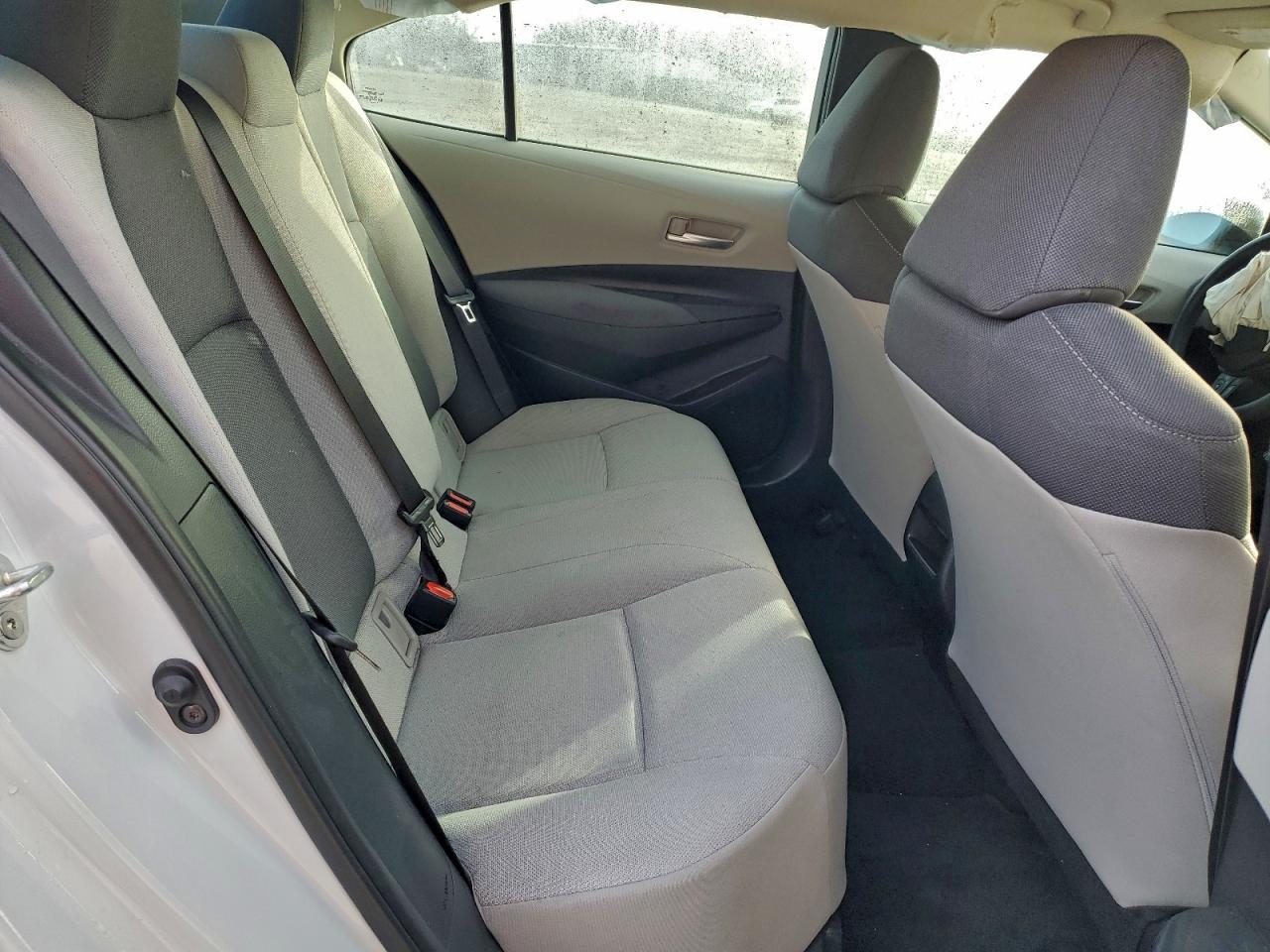 2021 TOYOTA COROLLA L photo 10