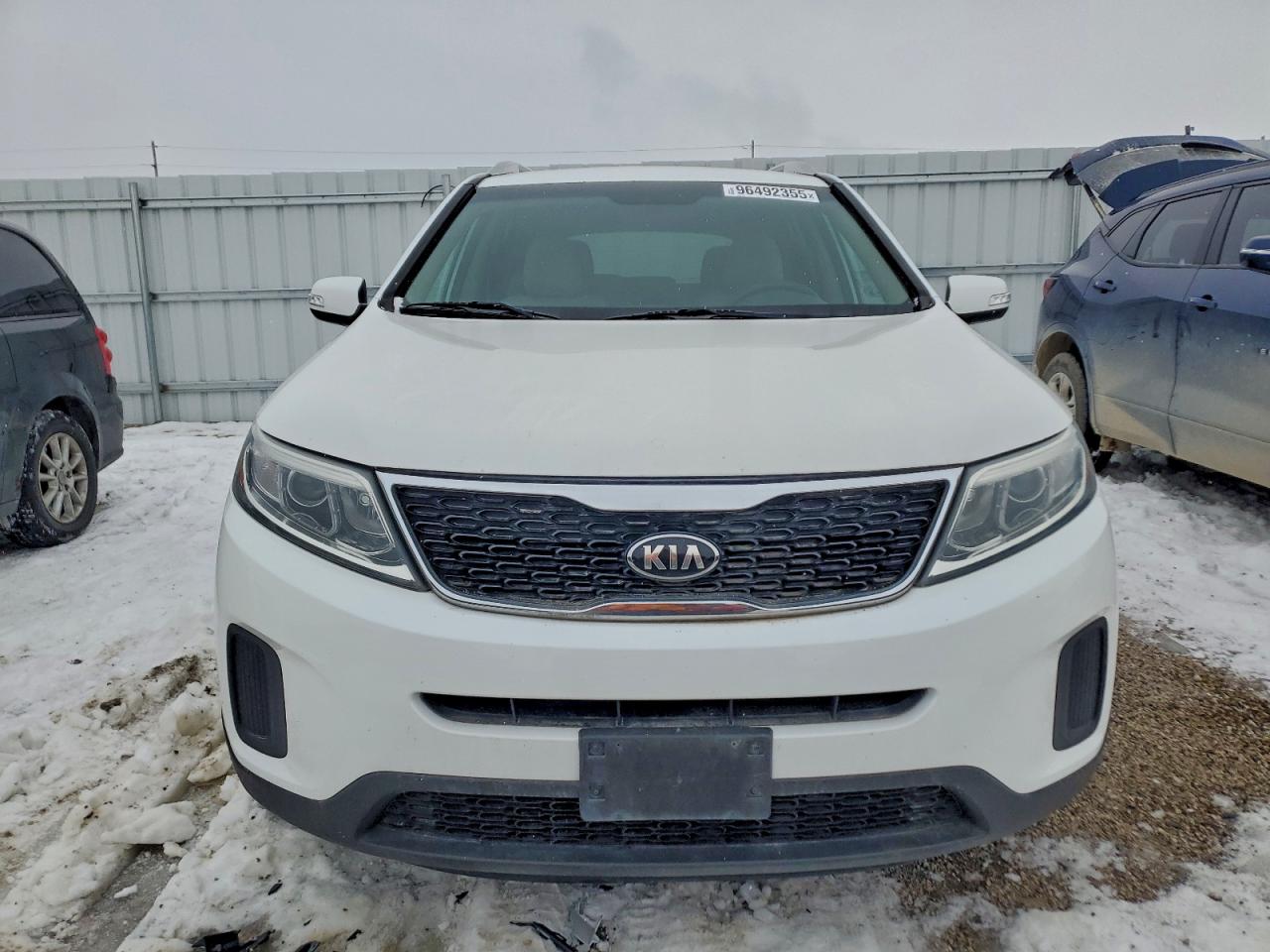 2015 KIA SORENTO LX photo 5