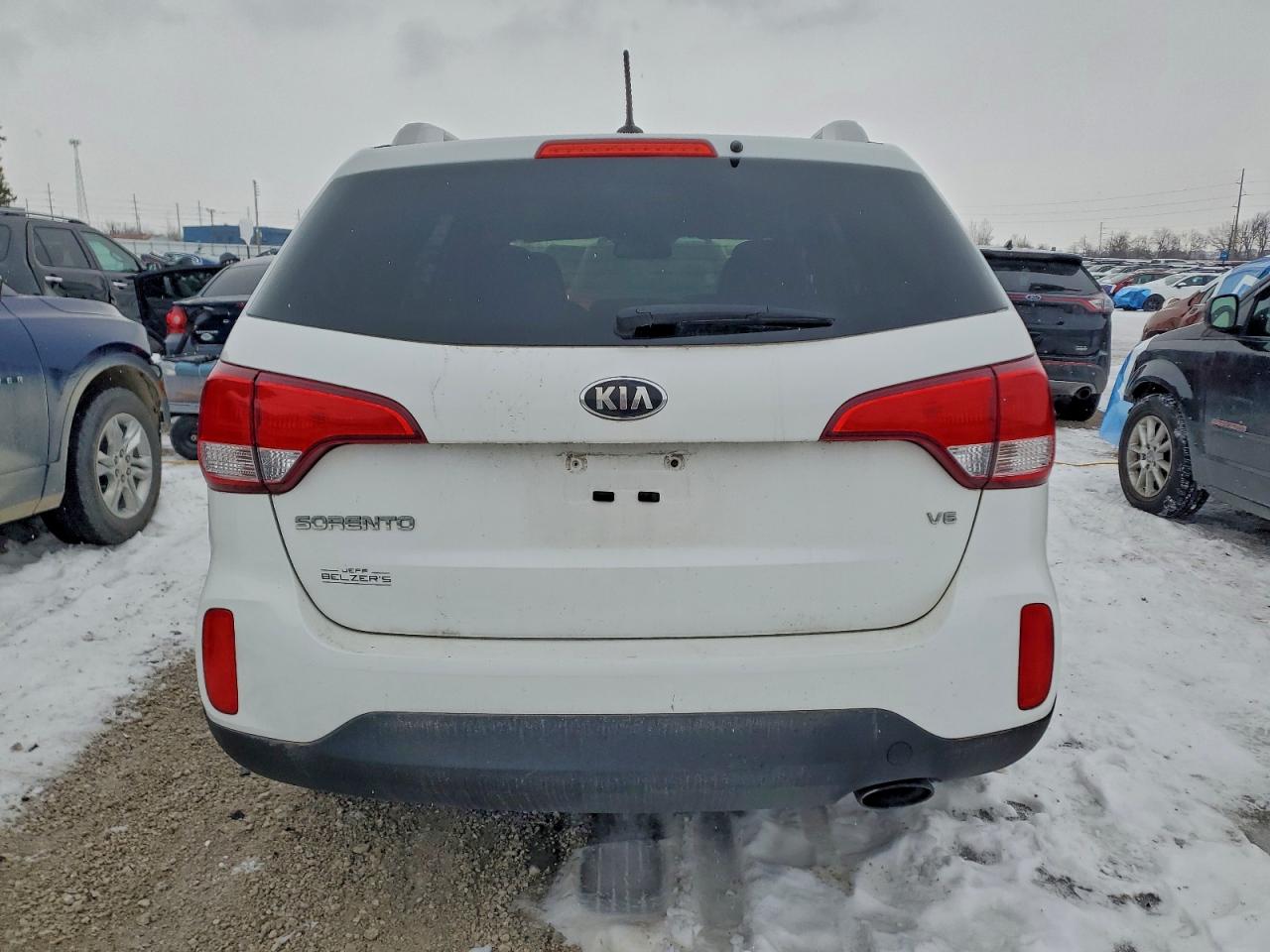2015 KIA SORENTO LX photo 6
