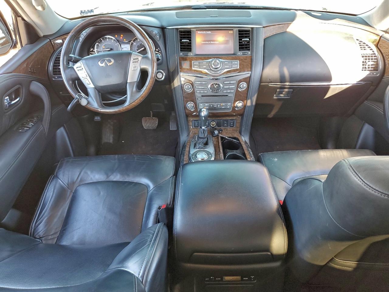 2017 INFINITI QX80 BASE photo 8