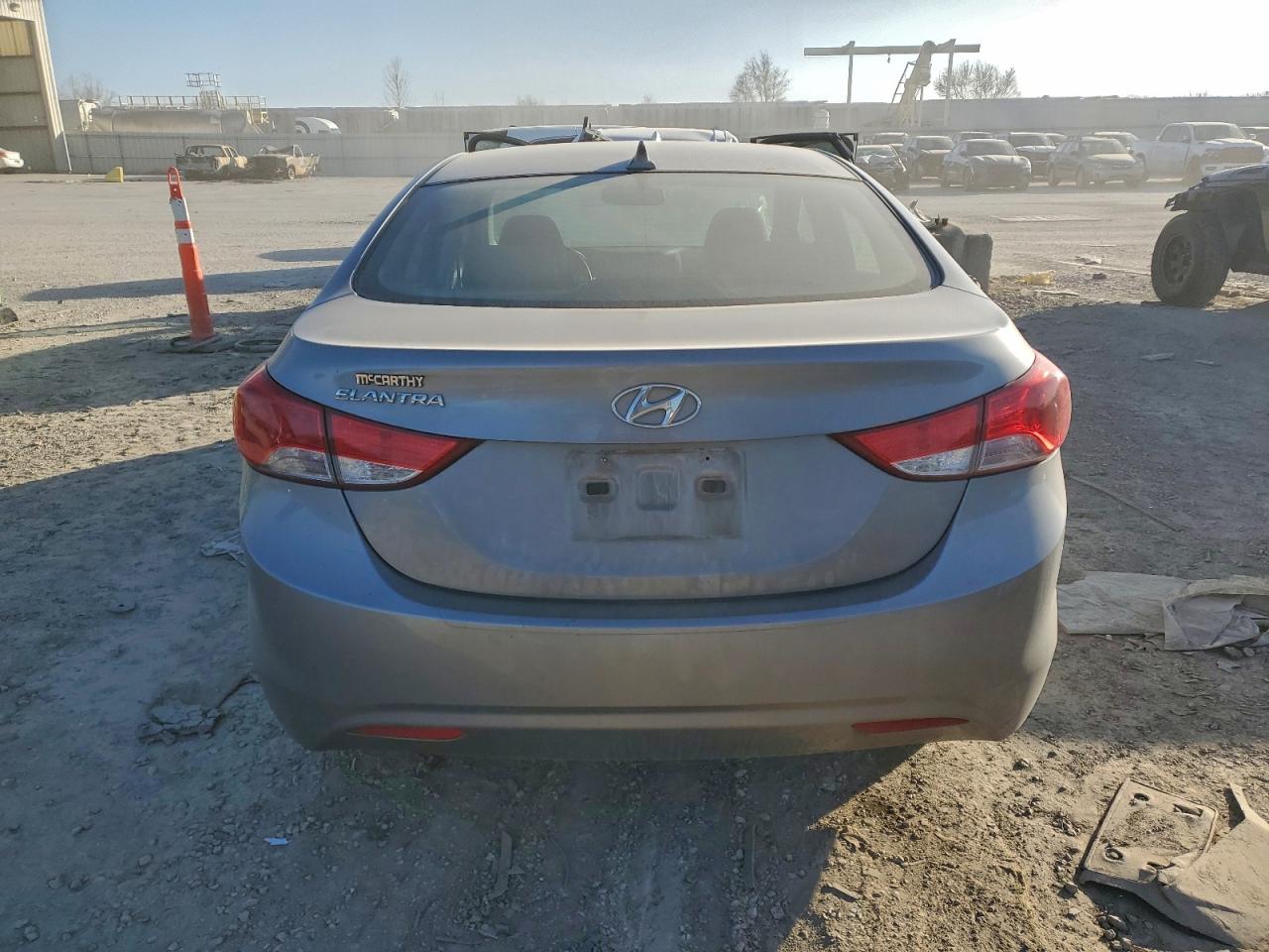 2013 HYUNDAI ELANTRA GLS photo 6