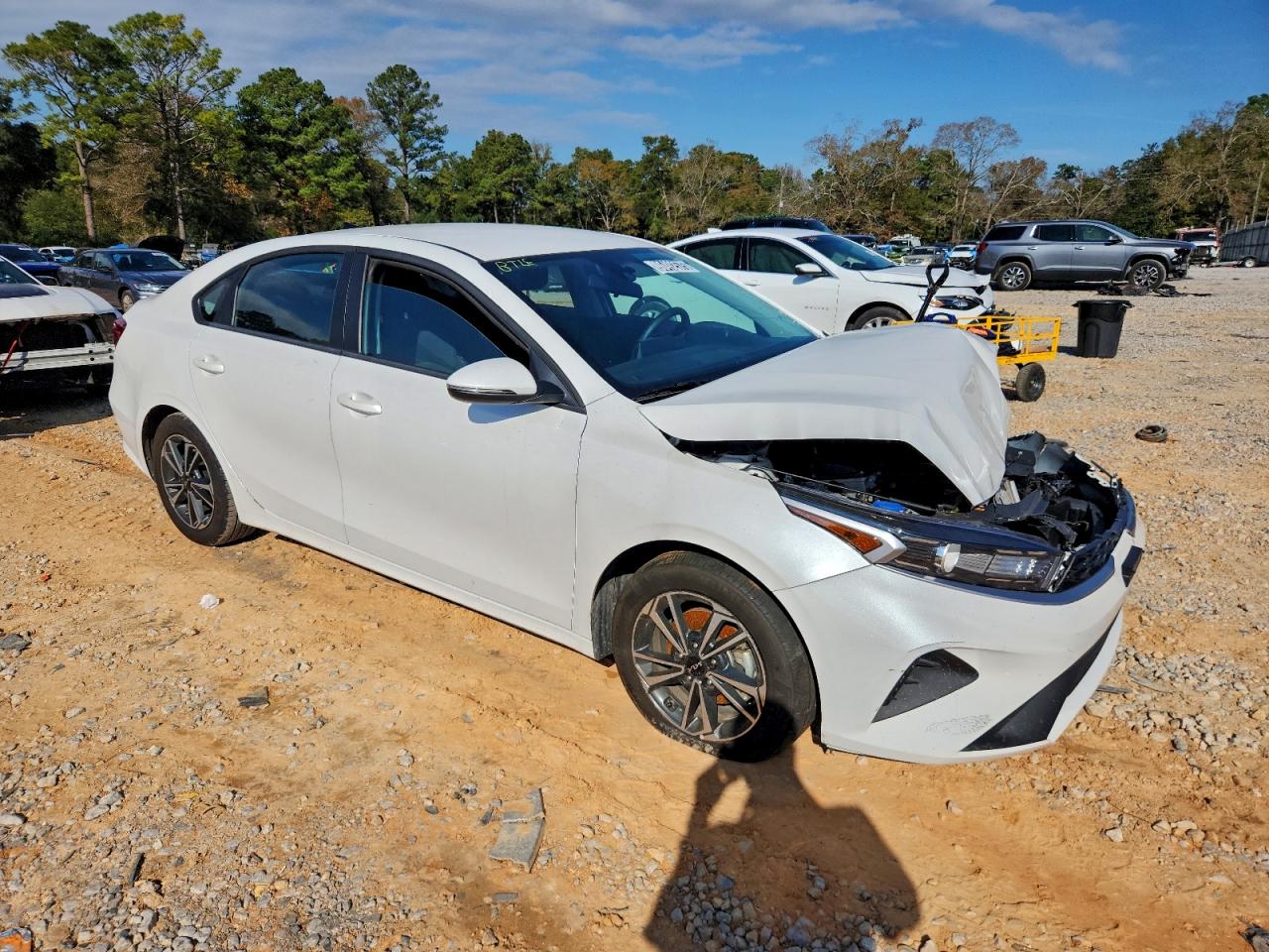 2024 KIA FORTE LX photo 4