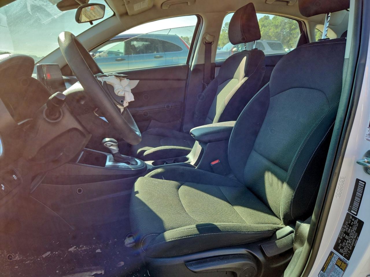 2024 KIA FORTE LX photo 7