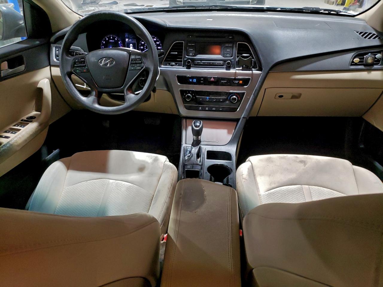 2015 HYUNDAI SONATA SE photo 15