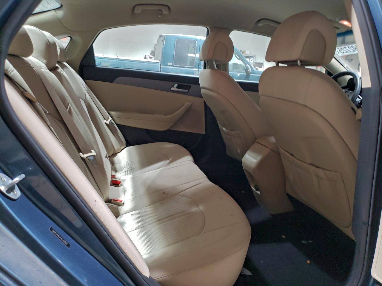 2015 HYUNDAI SONATA SE photo 19