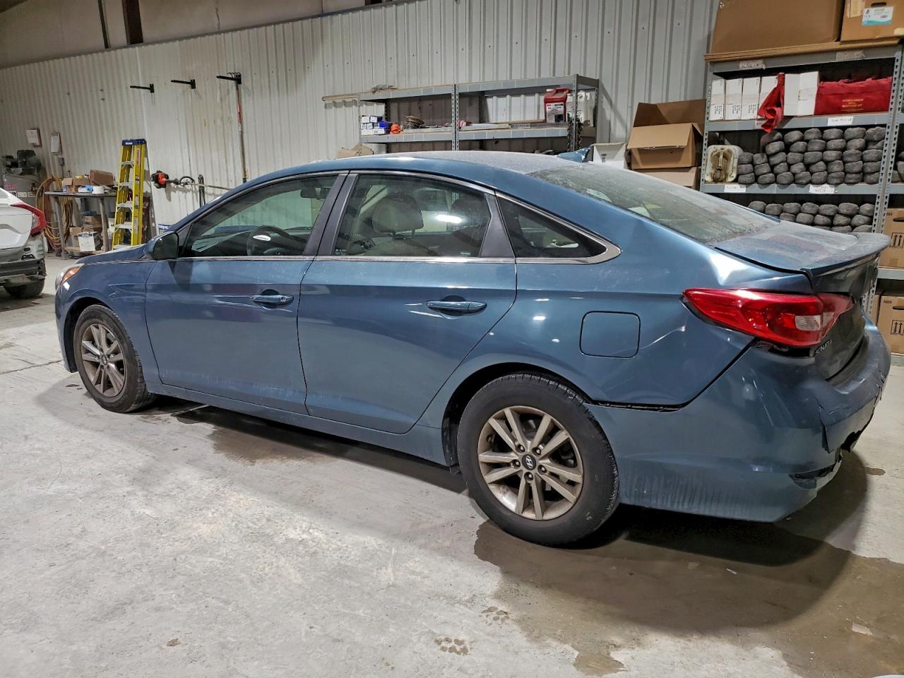 2015 HYUNDAI SONATA SE photo 3