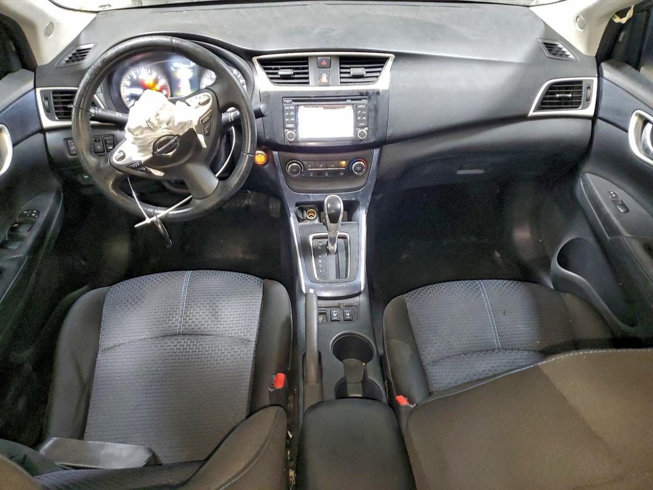 2017 NISSAN SENTRA S photo 8