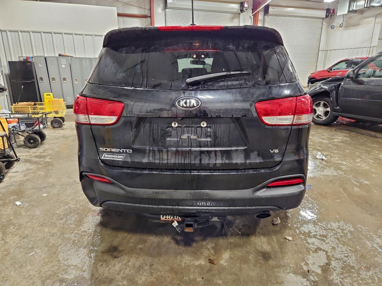 2017 KIA SORENTO LX photo 6
