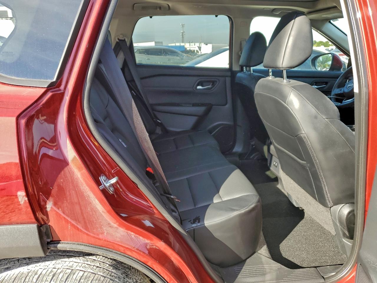 2024 NISSAN ROGUE SV photo 10