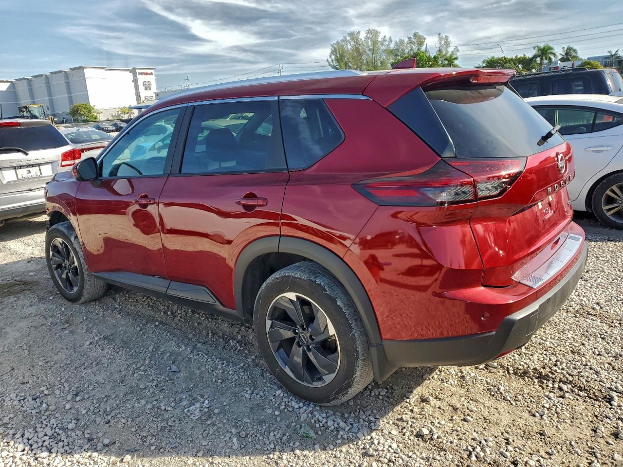 2024 NISSAN ROGUE SV photo 2