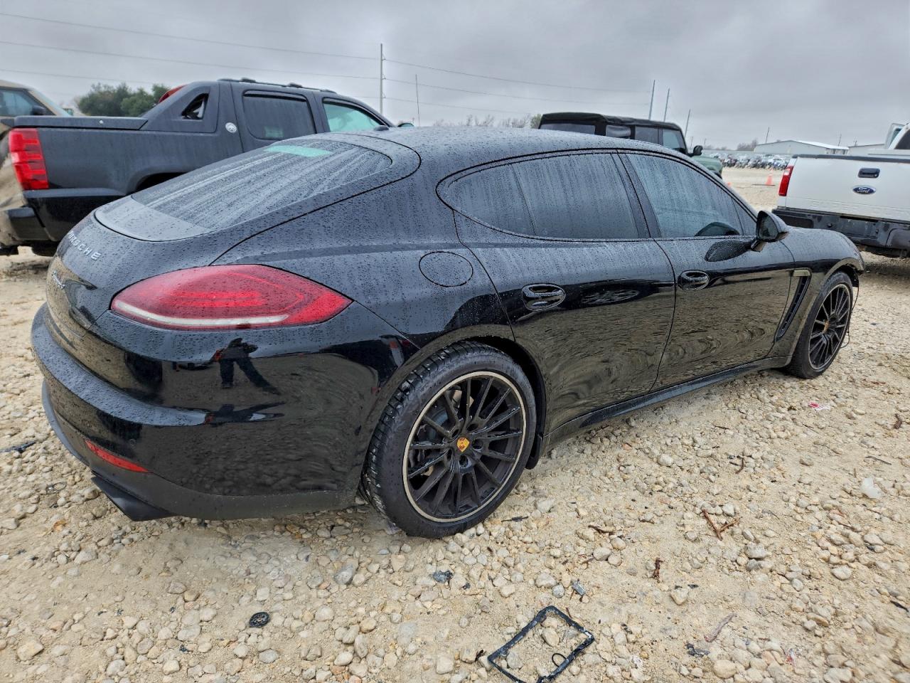 2016 PORSCHE PANAMERA 2 photo 3