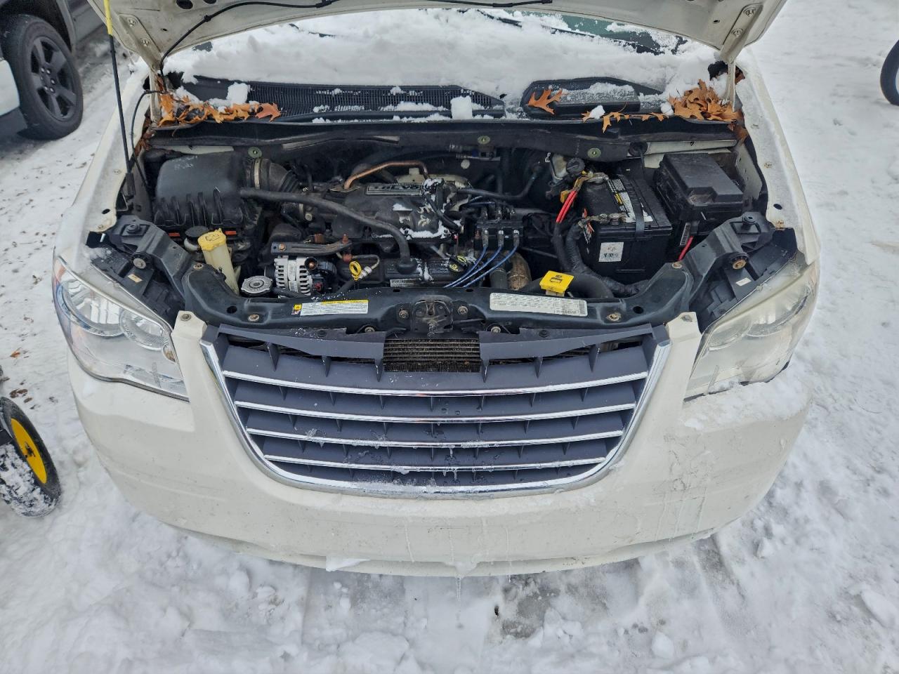 2010 CHRYSLER TOWN & COUNTRY TOURING photo 23