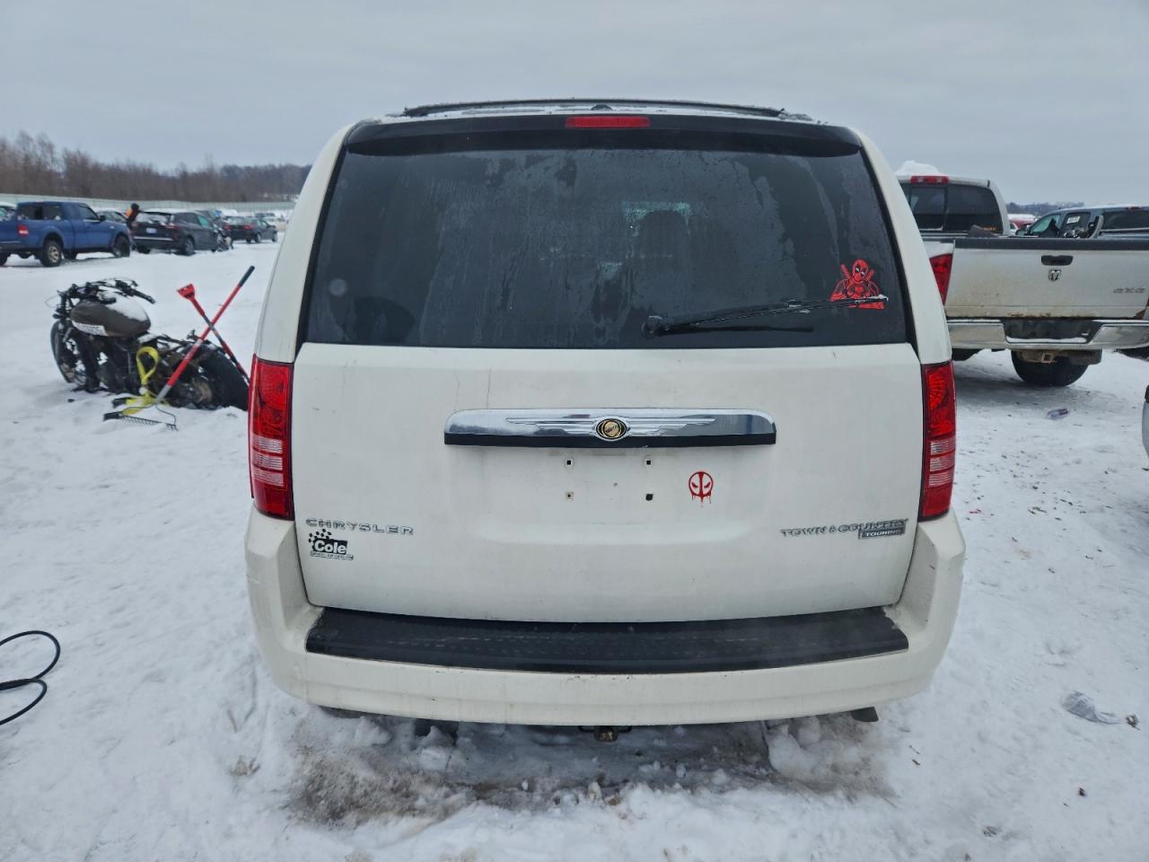 2010 CHRYSLER TOWN & COUNTRY TOURING photo 11