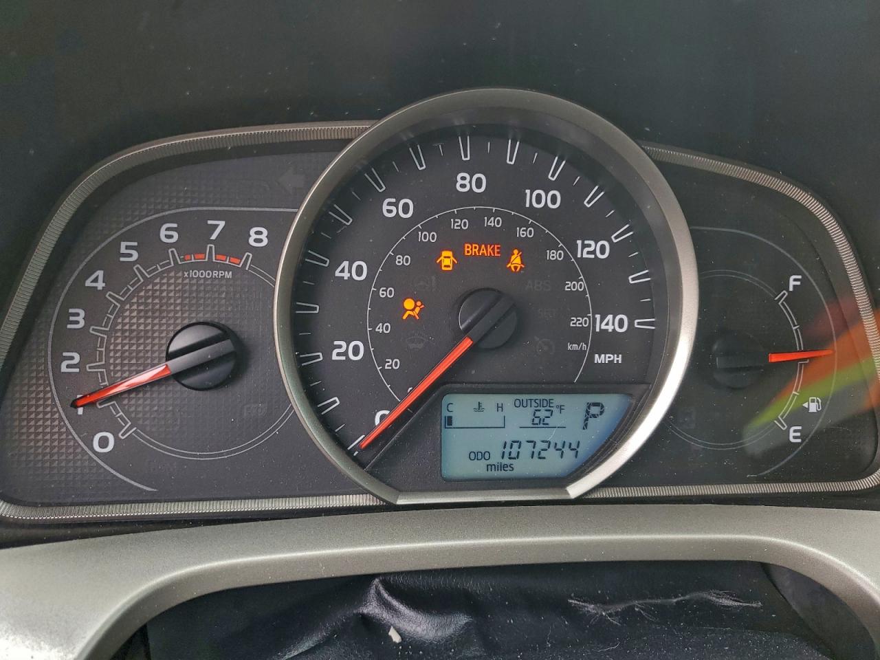2015 TOYOTA RAV4 LE photo 9