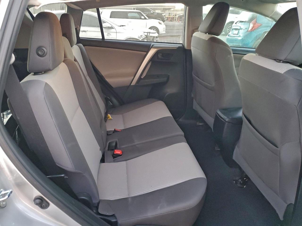 2015 TOYOTA RAV4 LE photo 11