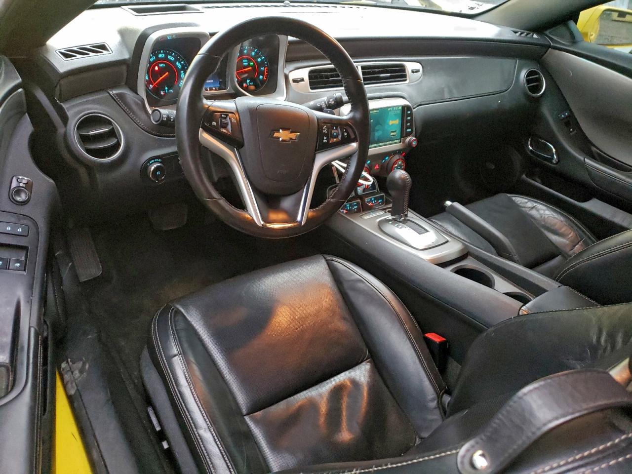 2015 CHEVROLET CAMARO LT photo 8