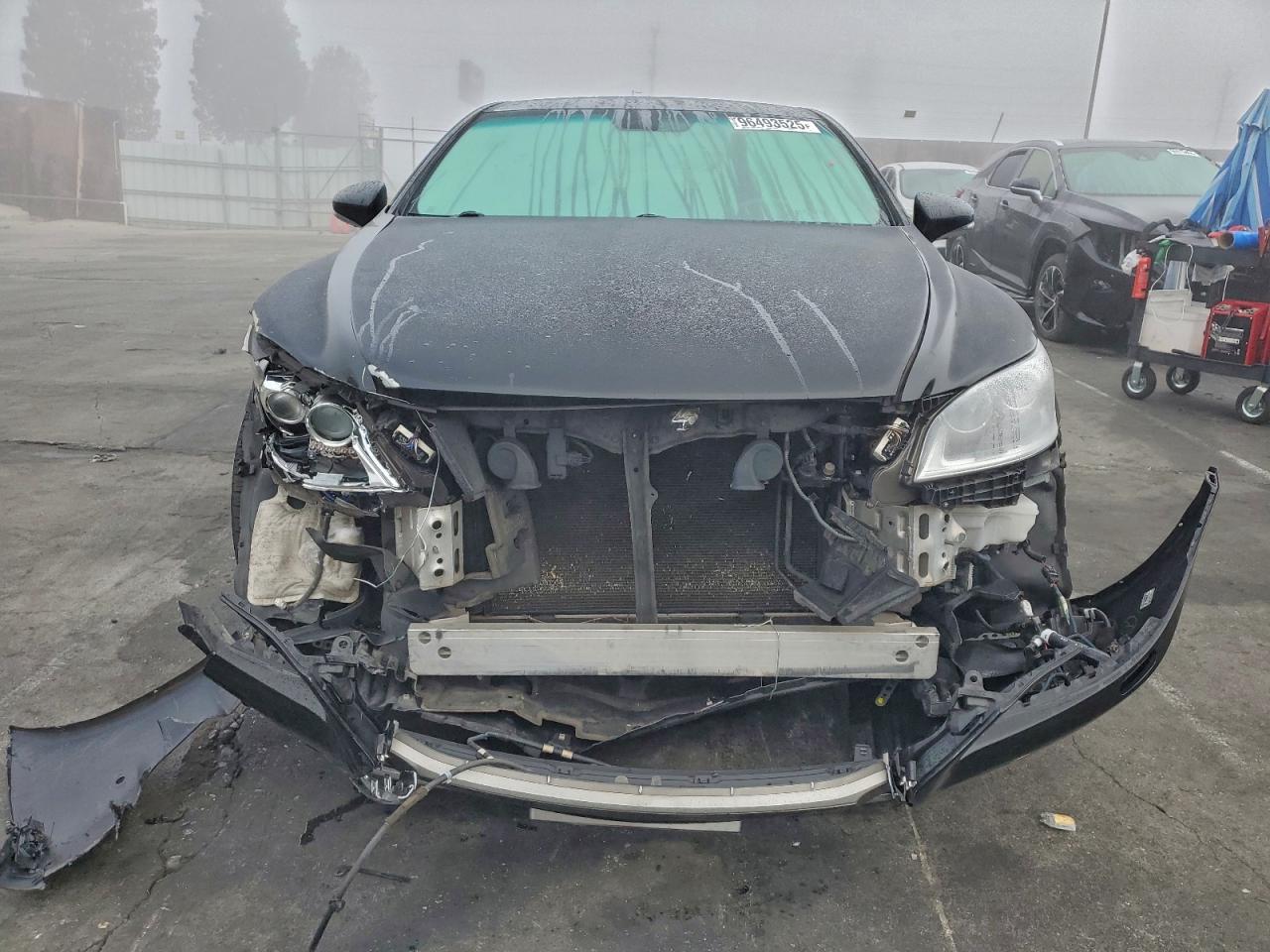 2016 LEXUS LS 460 photo 9