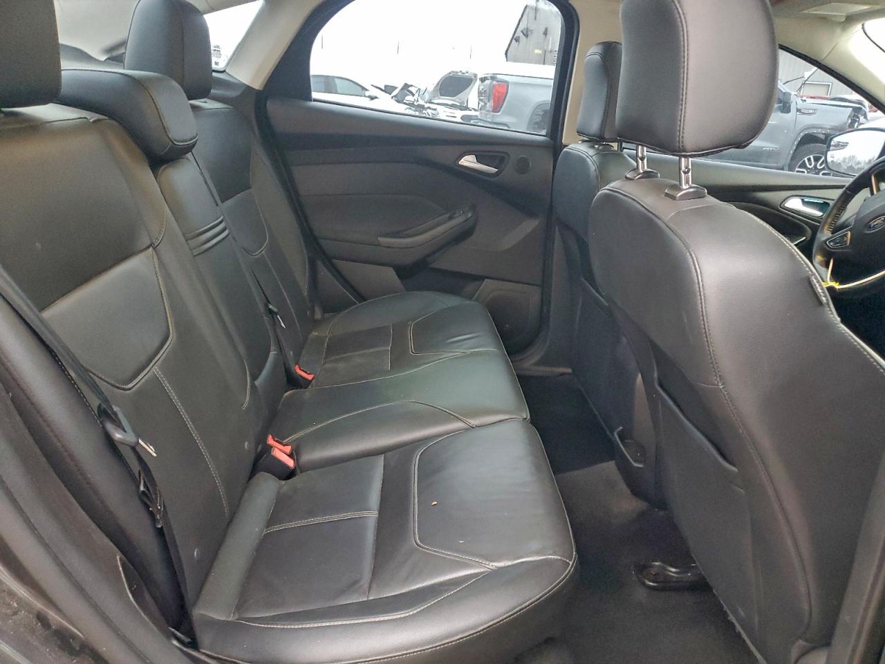 2015 FORD FOCUS TITANIUM photo 10