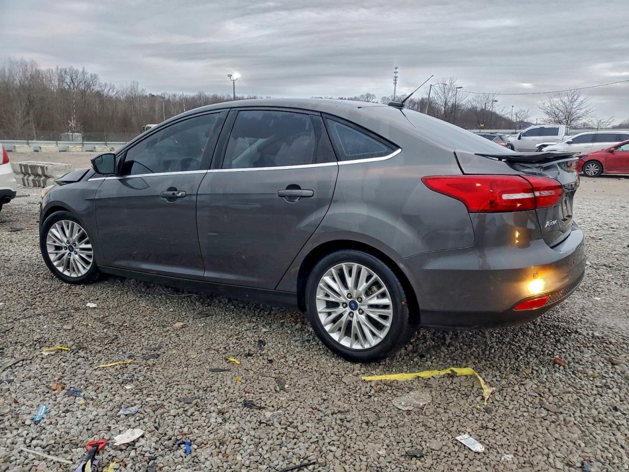 2015 FORD FOCUS TITANIUM photo 2
