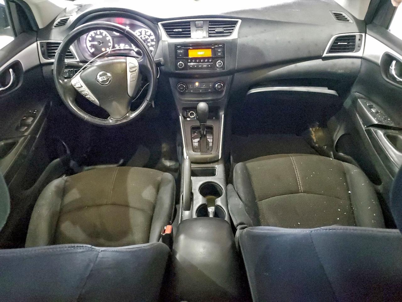 2016 NISSAN SENTRA S photo 8