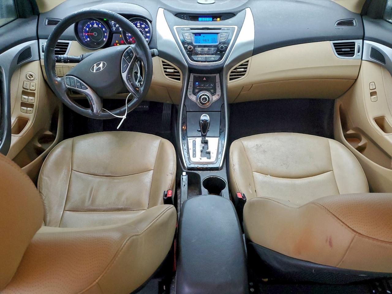 2013 HYUNDAI ELANTRA GLS photo 8