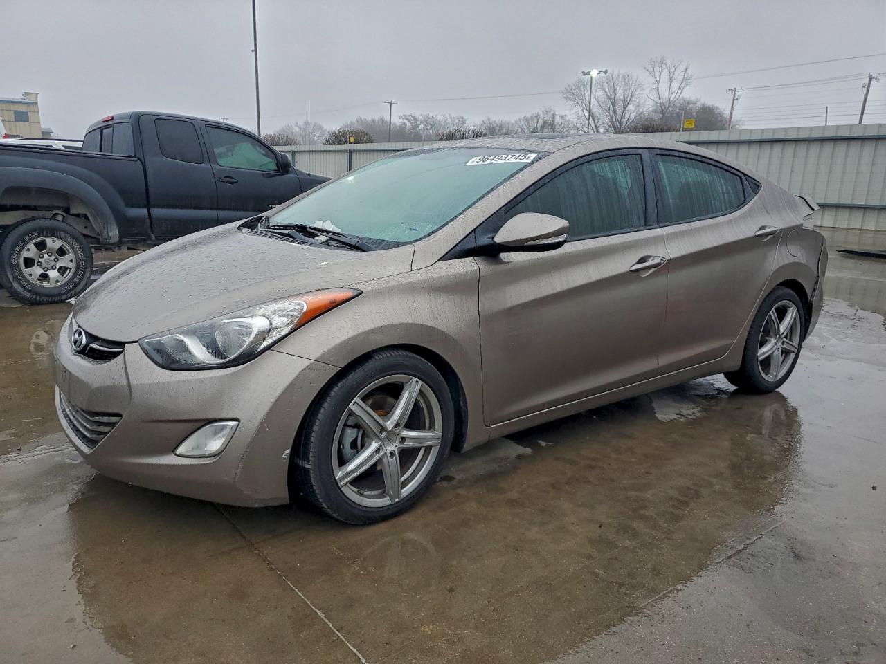 2013 HYUNDAI ELANTRA