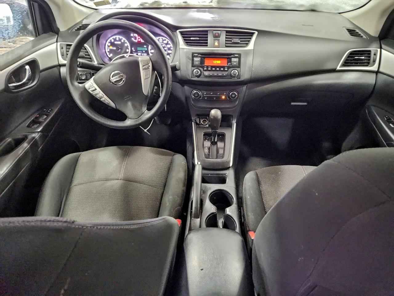 2016 NISSAN SENTRA S photo 8