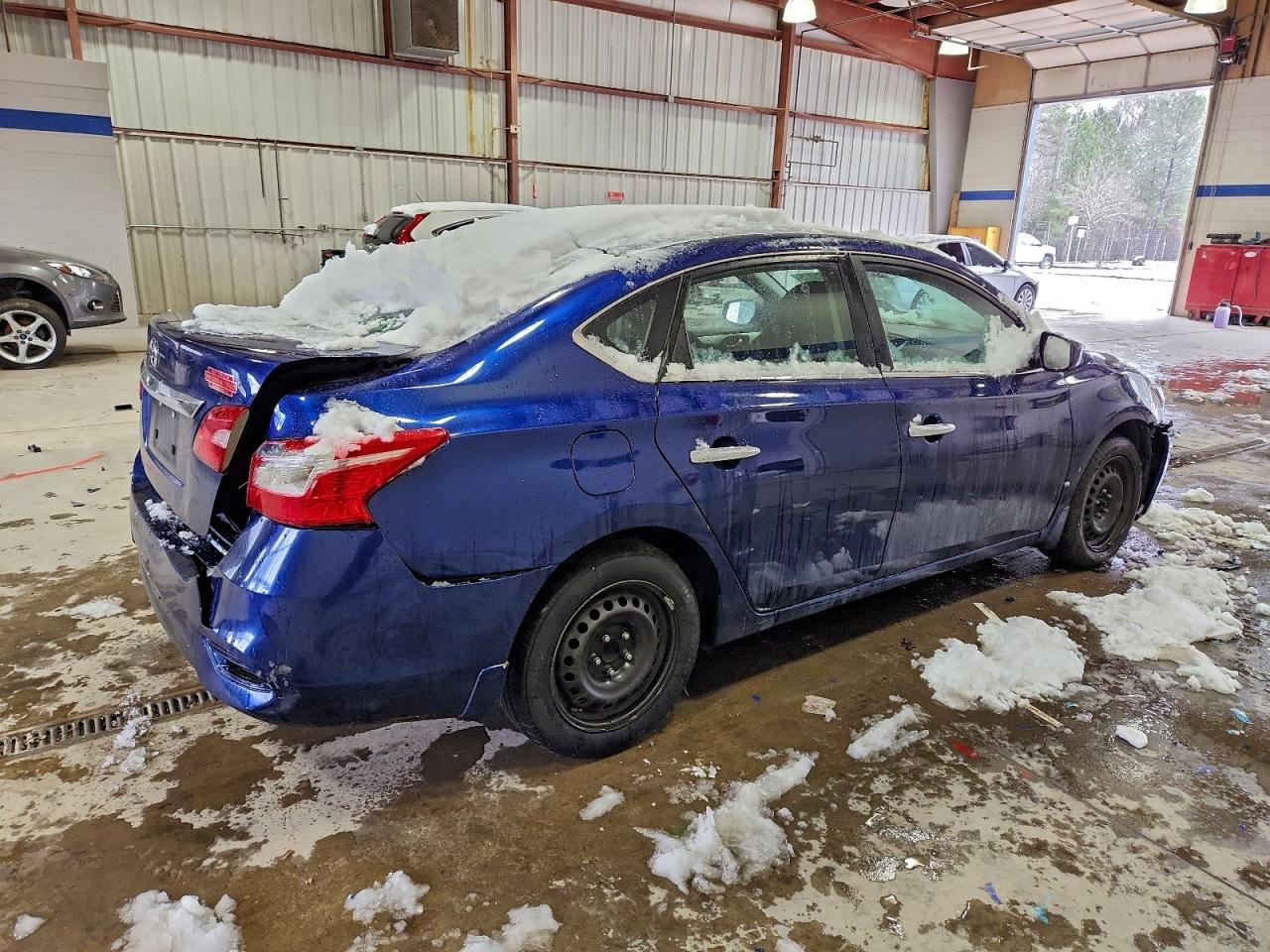 2016 NISSAN SENTRA S photo 3