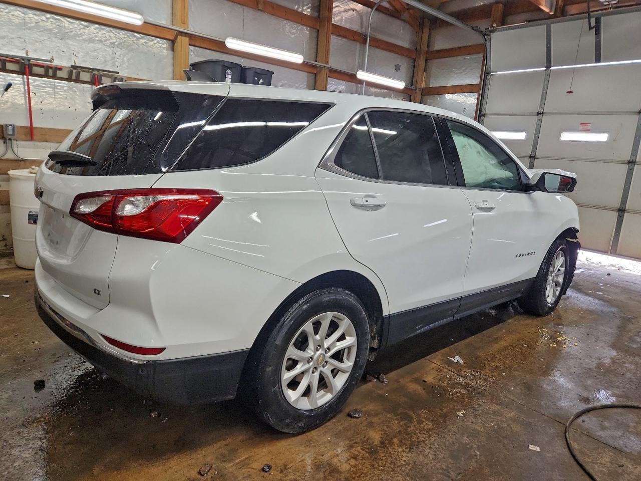 2018 CHEVROLET EQUINOX LT photo 3
