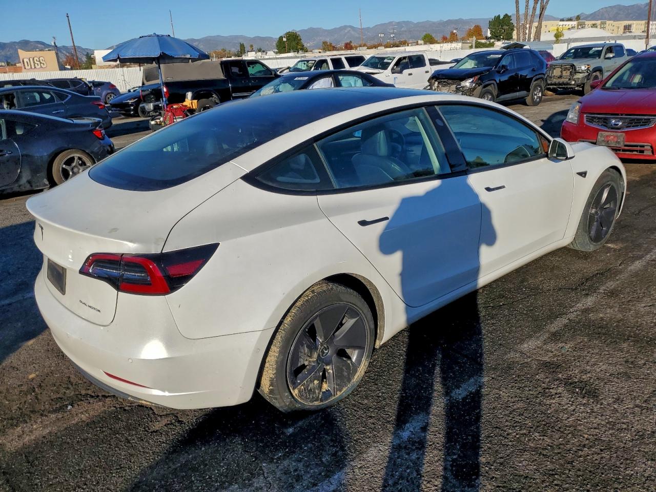 2022 TESLA MODEL 3 photo 3