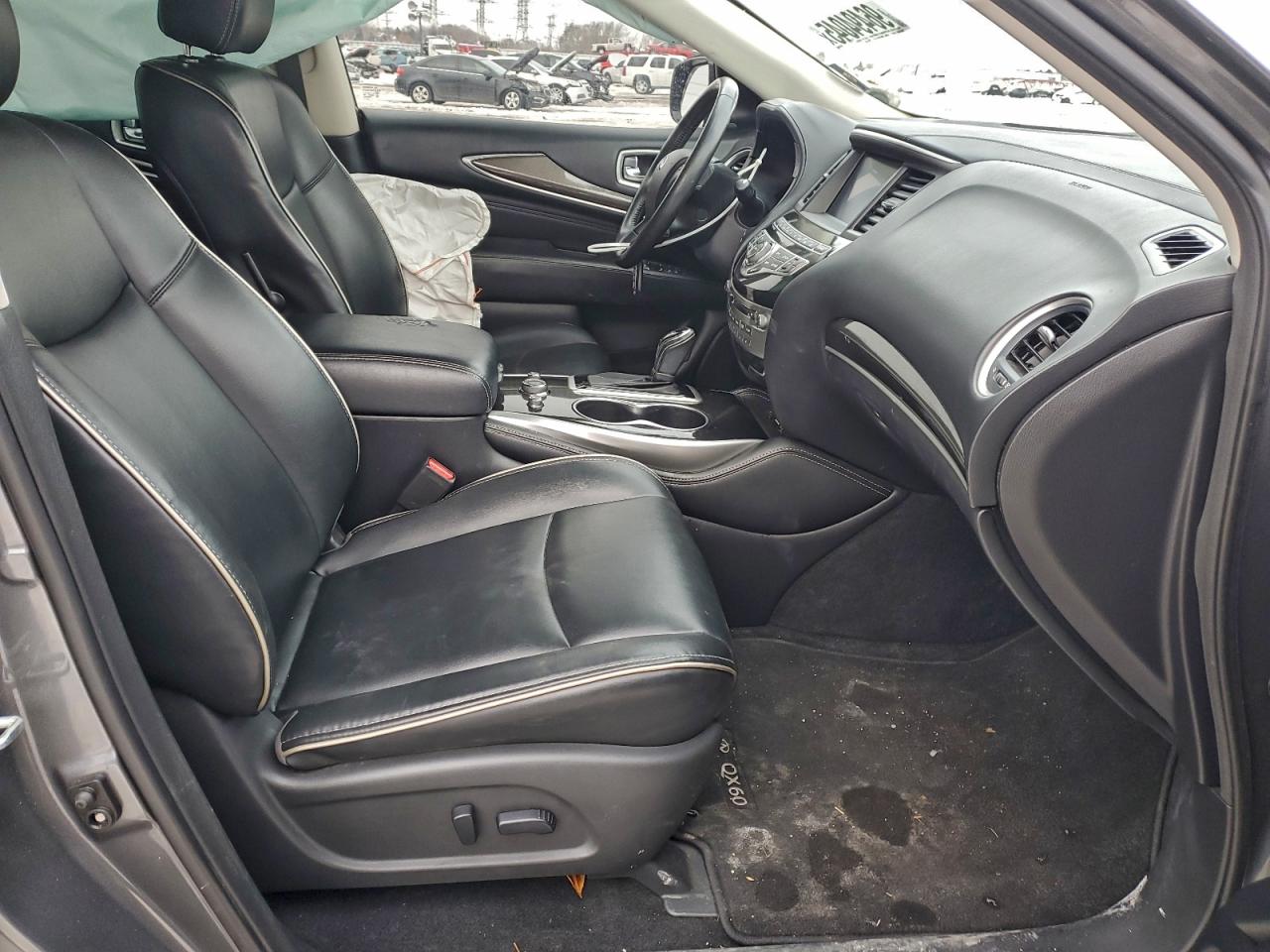 2020 INFINITI QX60 LUXE photo 7