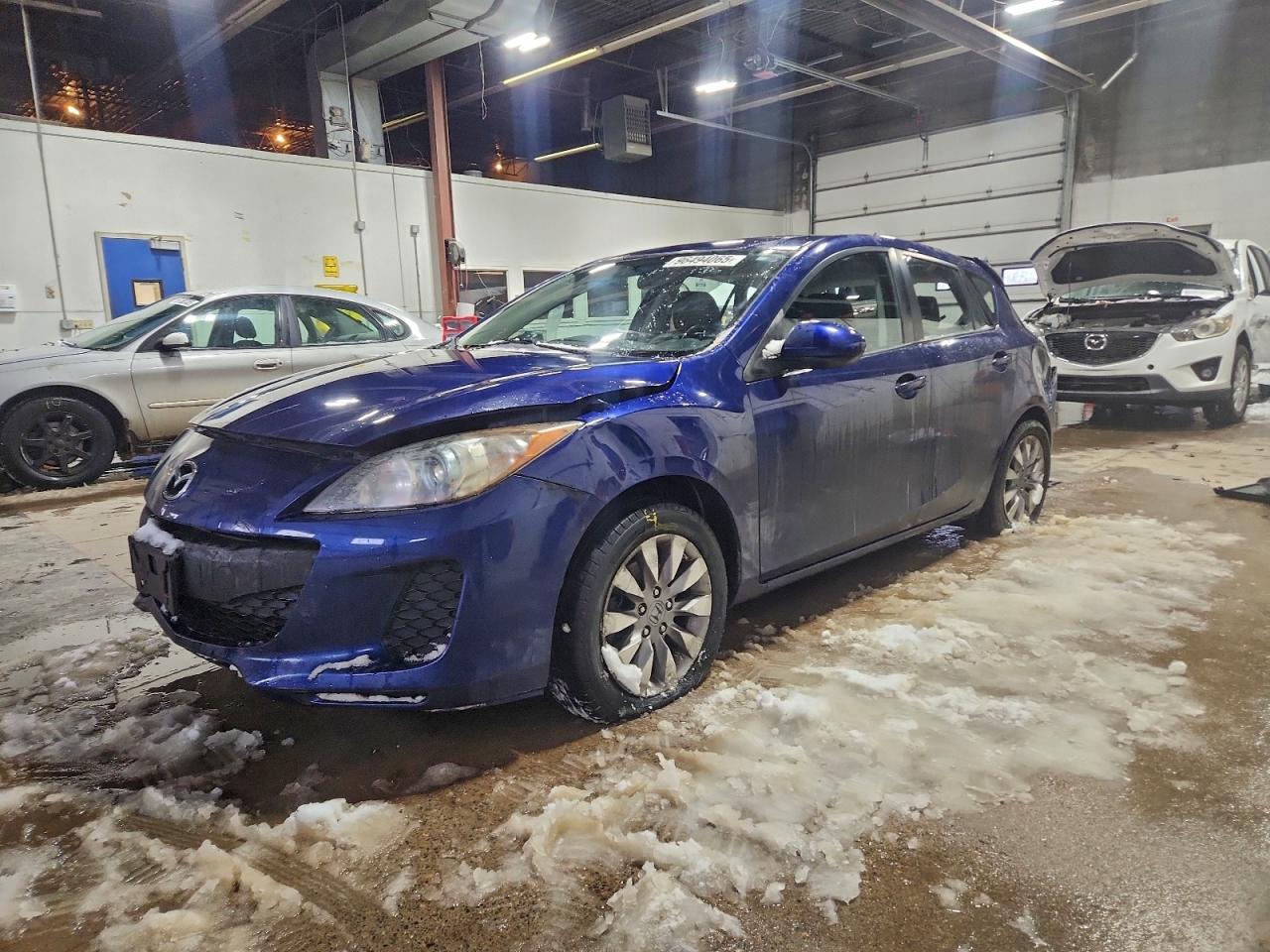 2013 MAZDA 3