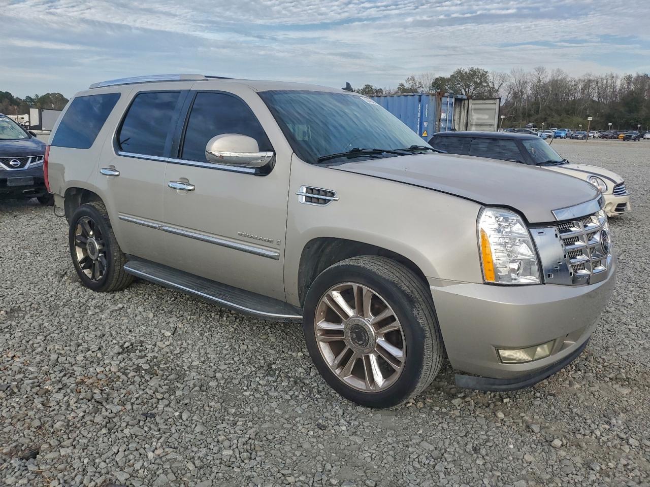 2007 CADILLAC ESCALADE LUXURY photo 4