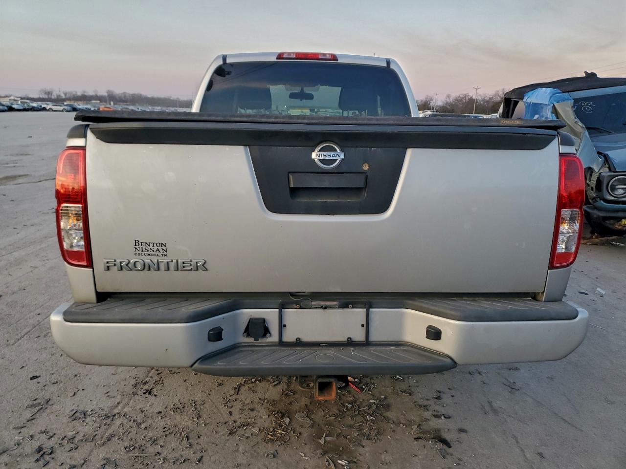 2017 NISSAN FRONTIER S photo 6