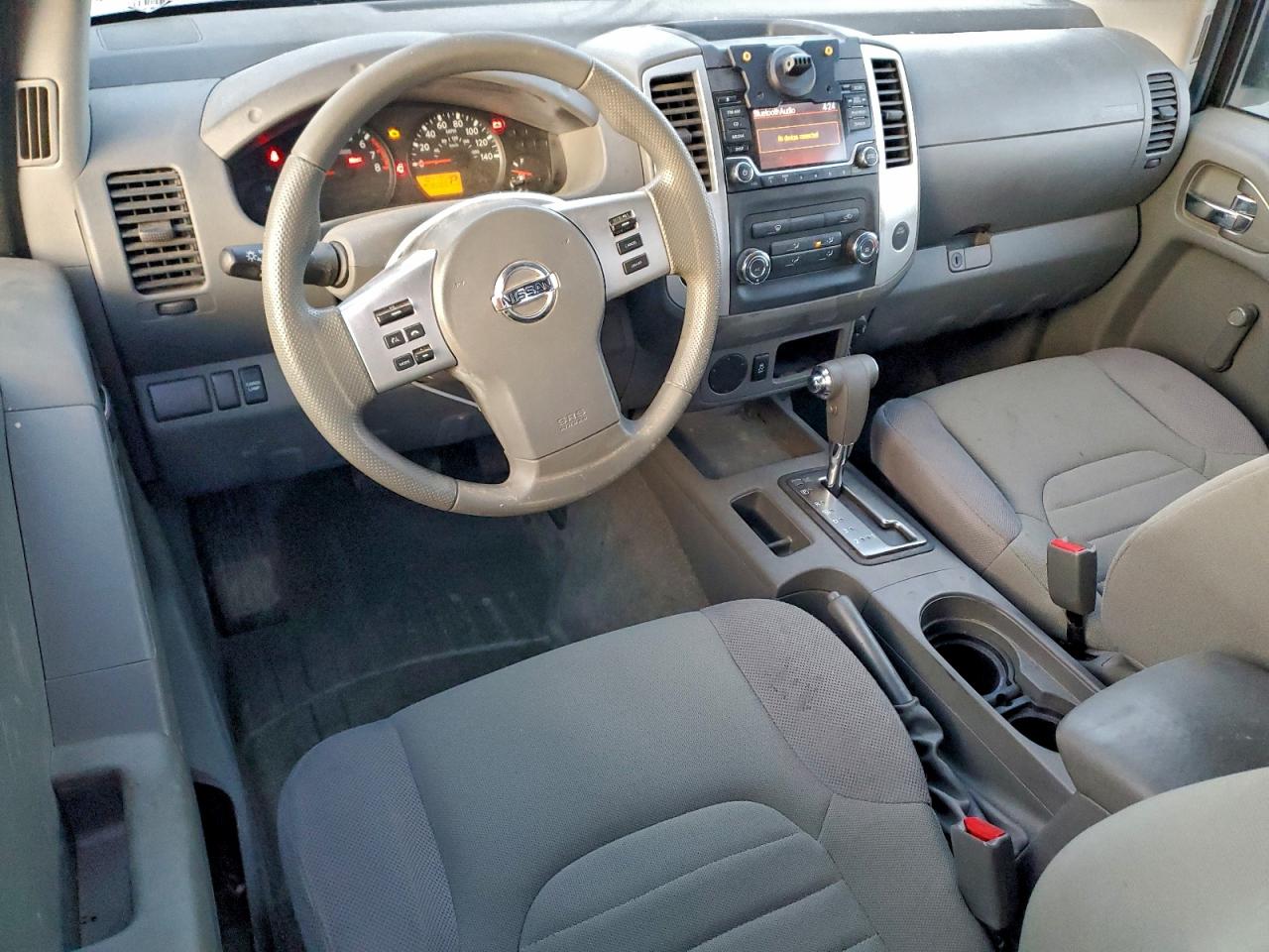 2017 NISSAN FRONTIER S photo 8