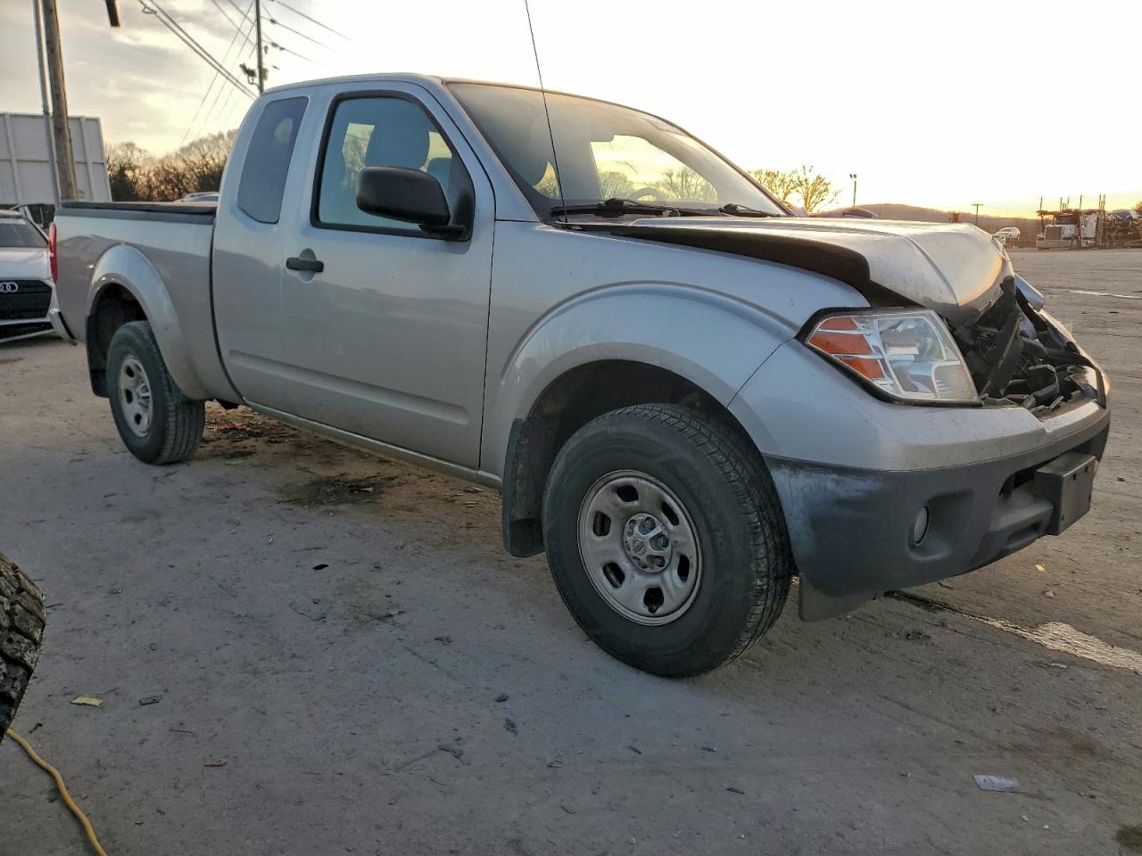 2017 NISSAN FRONTIER S photo 4