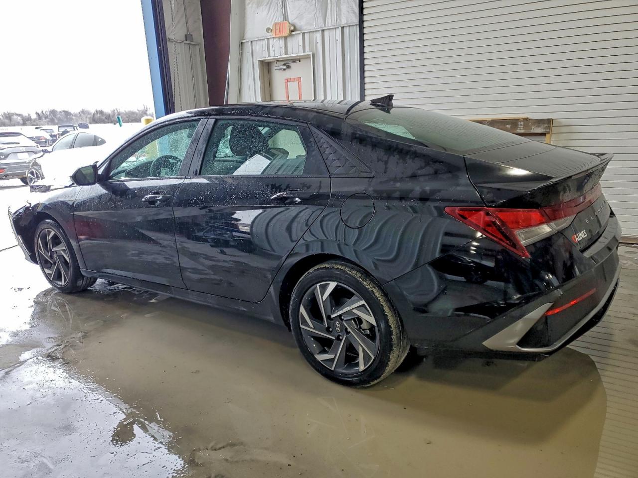 2025 HYUNDAI ELANTRA SEL SPORT photo 2