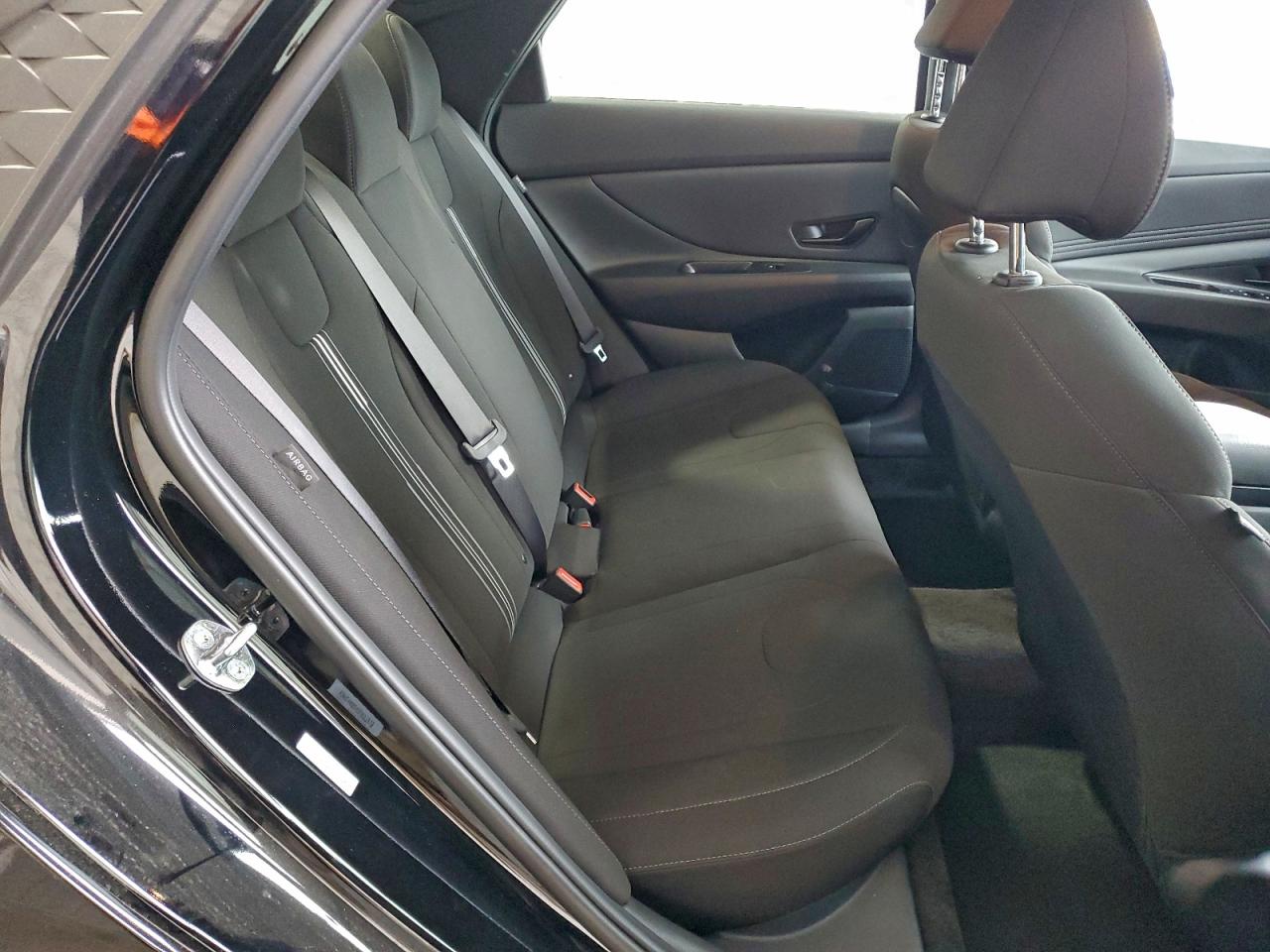 2025 HYUNDAI ELANTRA SEL SPORT photo 10