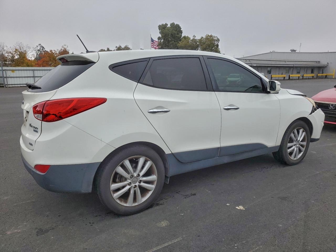 2012 HYUNDAI TUCSON GLS photo 3