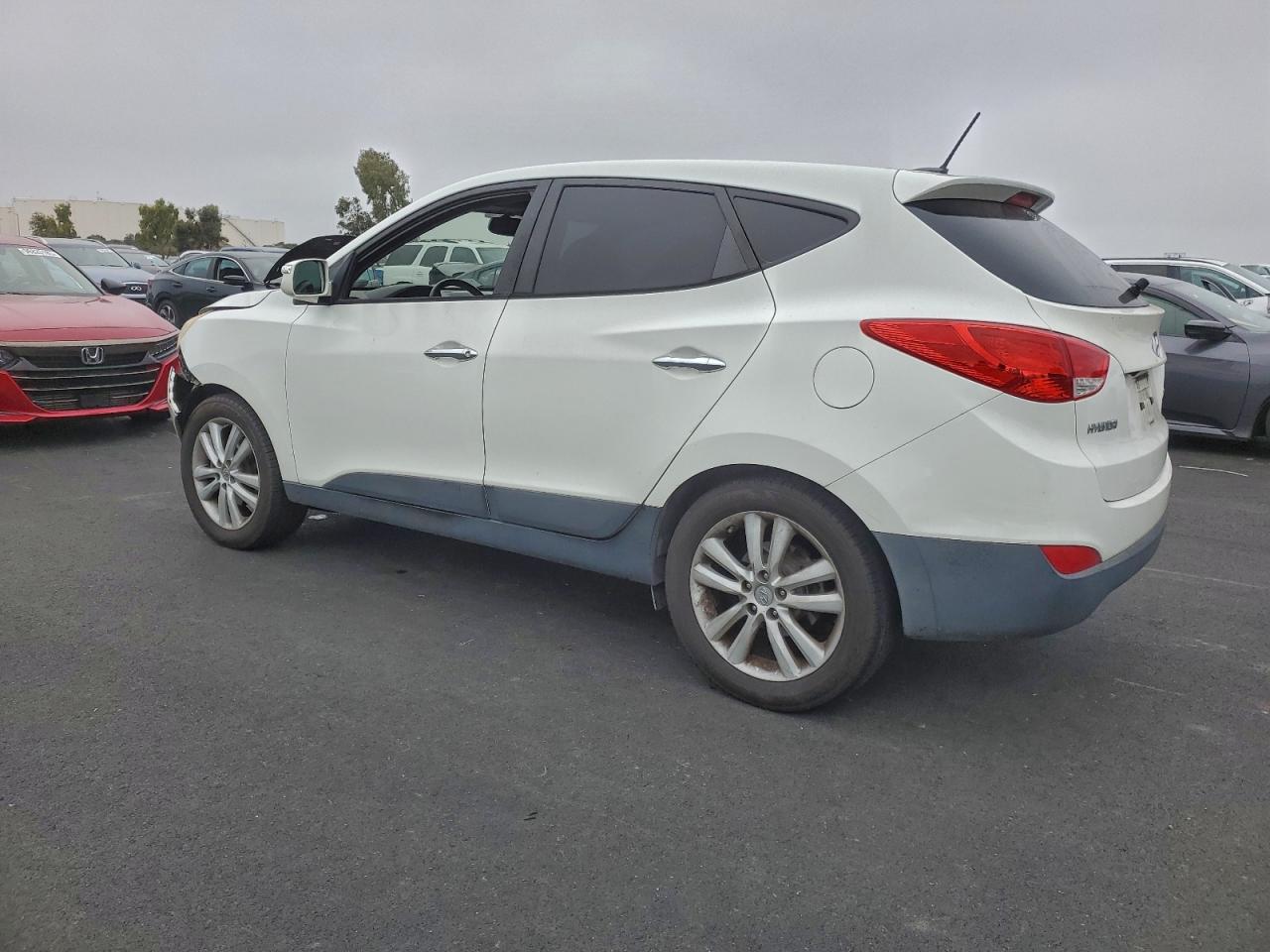 2012 HYUNDAI TUCSON GLS photo 2