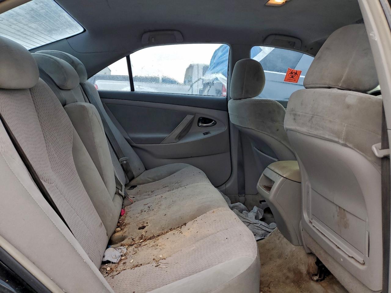 2011 TOYOTA CAMRY BASE photo 10